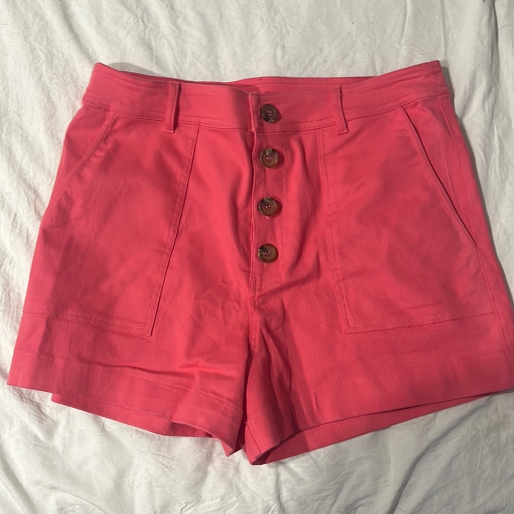 Mi Ami pink shorts.